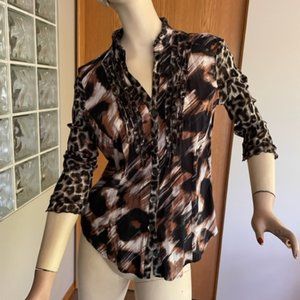 Crisca ANIMAL PRINT BLOUSE 3/4 Length Sleeve, Button Down, Like New